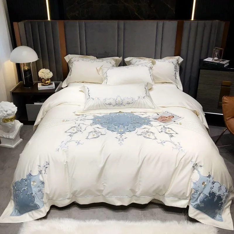

Chic Blue White Embroidery Duvet Cover Luxury 800TC Egyptian Cotton Patchwork Bedding Set comforter cover bed sheet pillowcase