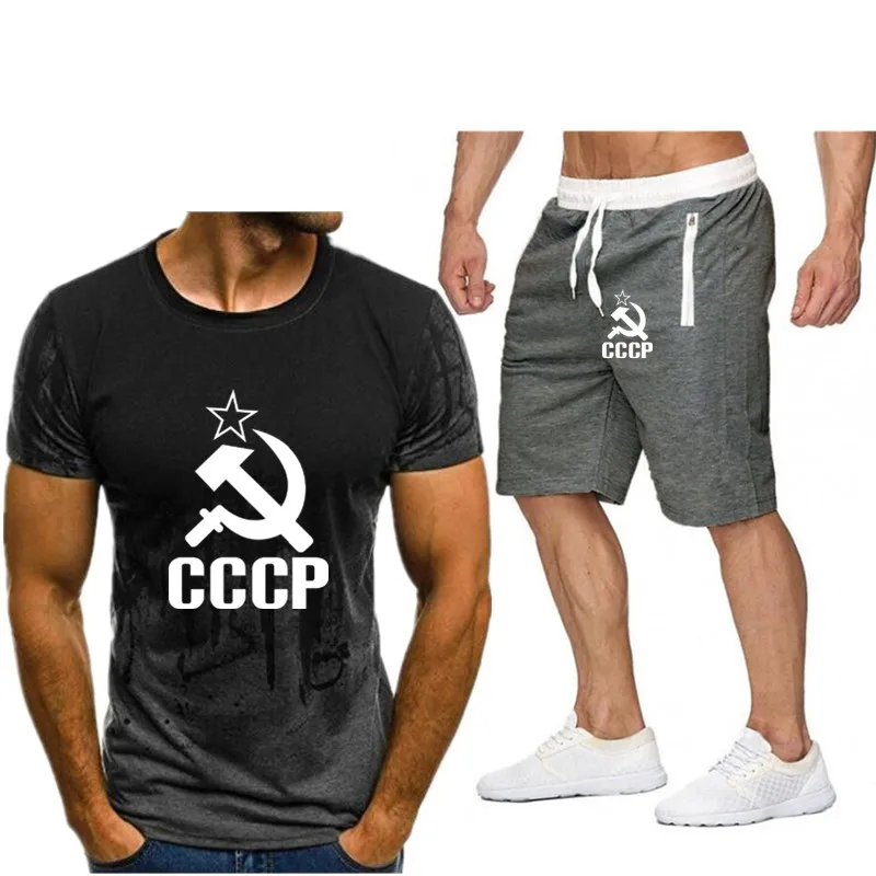 Комплект из футболки и шортов для мужчин модный костюм СССР двух предметов лето