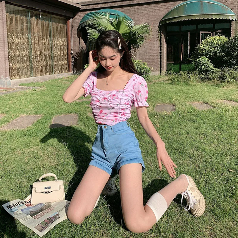 

Women Flroal Print Top Fitted Bodice And Back Sweetheart Neck Puff Sleeves Female Back Tie Closure Chic Shirt Tops