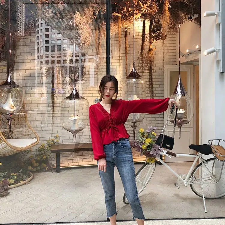 

Lantern Sleeve White Vintage Top Retro V Neck Vintage Blouse Women Cute Blouse Plus Size Clothes Red Chiffon Casual Tops