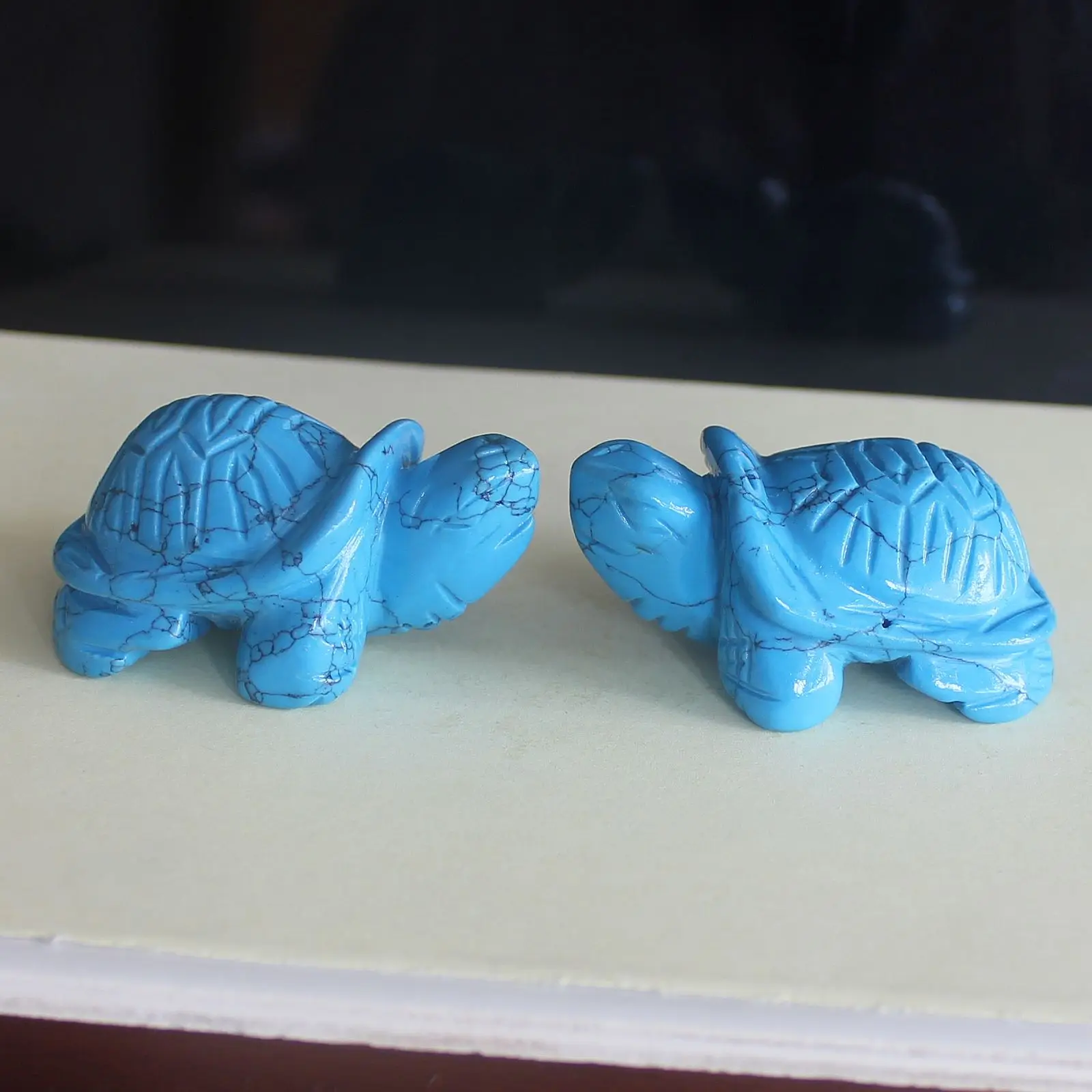 

Hand carved gemstone crystal blue howlite turquoise turtle figurine animal carving 2''