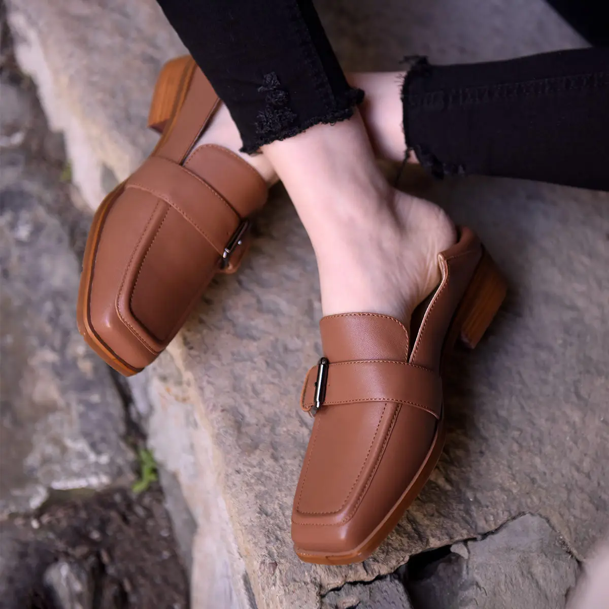 

Artmu Genuine Leather Shoes Buckle Square Toe 2021 New Four Seasons Work Shoes Black Shoes Soft Soles Low Heel Ladies Shoes