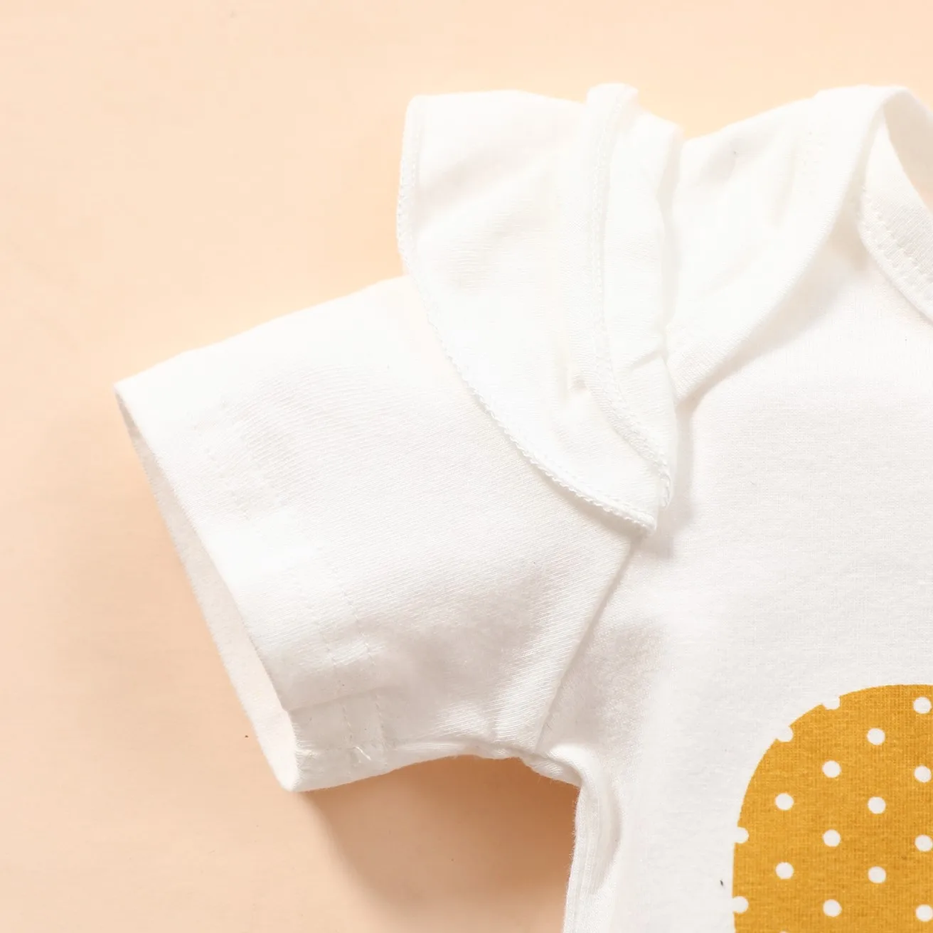 

Summer 0-24M Baby Girl 3Pcs Set Heart Print Short Sleeve Bodysuit+Bow Polka Dot Shorts+Headband Valentine's Day 2021