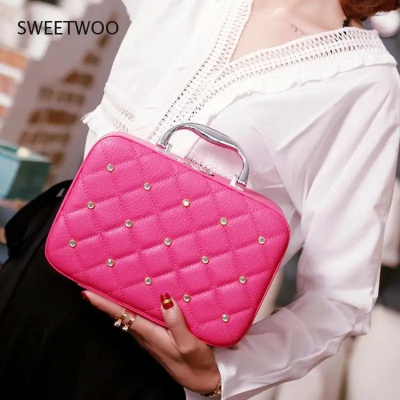 

Professional Women PU Leather Cosmetic Bag Case Stud Diamond Portable Vanity Case Female Big Capacity Makeup Storage Box