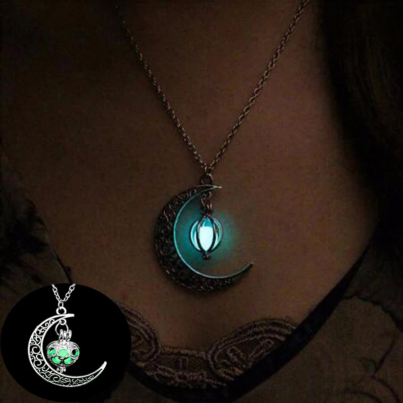 

2021 New Hot Moon Glowing Necklace Gem Charm Jewelry Women Halloween Hollow Luminous Stone Necklace Gifts Charm Personality