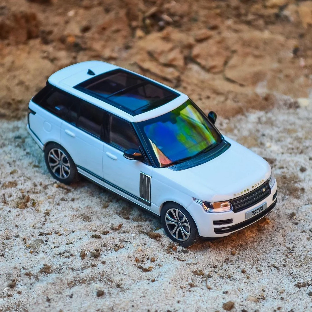 

2021New 1：24 Land Rover Range Rover Aluminum Alloy Model Toys Free Shipping Boy Toys Adult Toys Children's Gifts Best feel