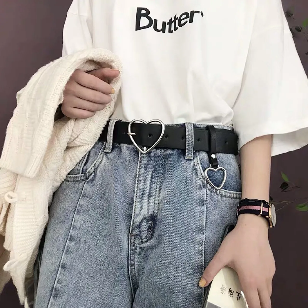 

Fashionable and creative Korean women's Harajuku peach heart pendant ring love Buckle Black leisure versatile needle buckle belt