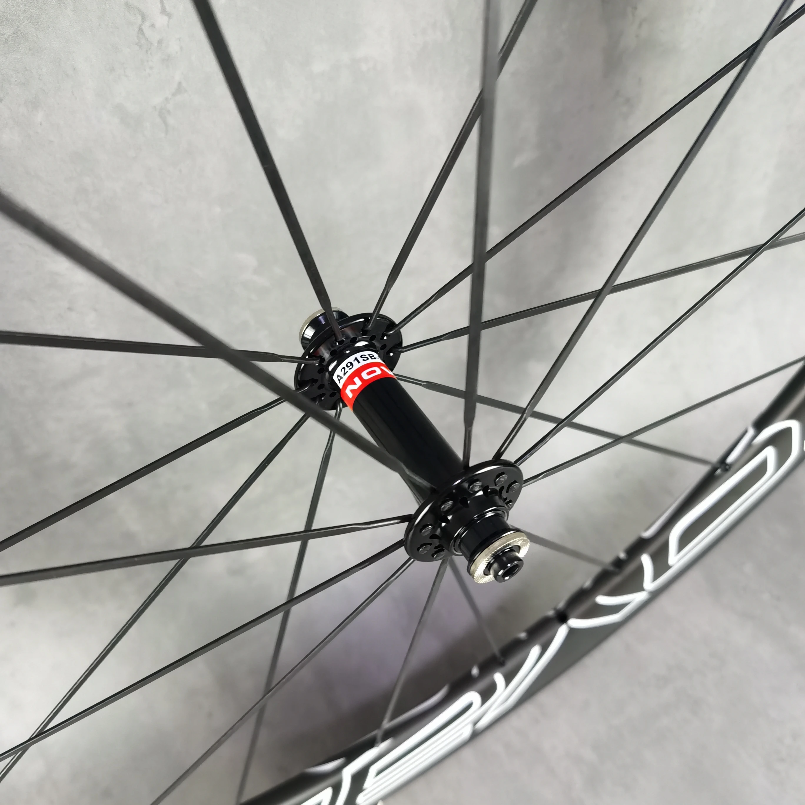 Глубина 60 мм фотолюминесцентный/бескамерный/трубчатый тормоз с ободом UD matte CLX60