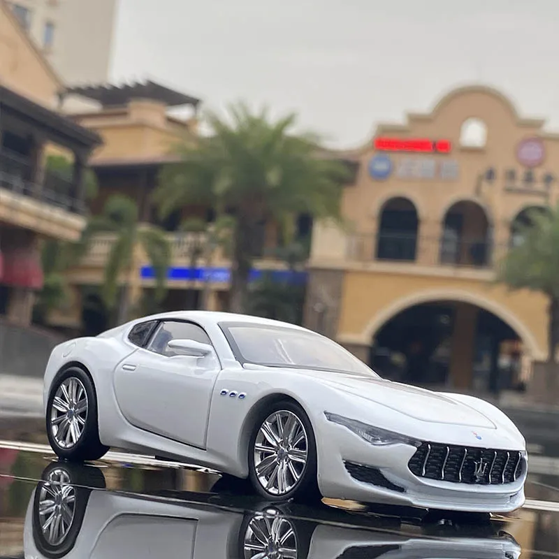 

1:32 Maseratis Alfieri, спортивный автомобиль из сплава, литый под давлением, модель высокой модели со звуком и светом, игрушечный автомобиль, коллекц...