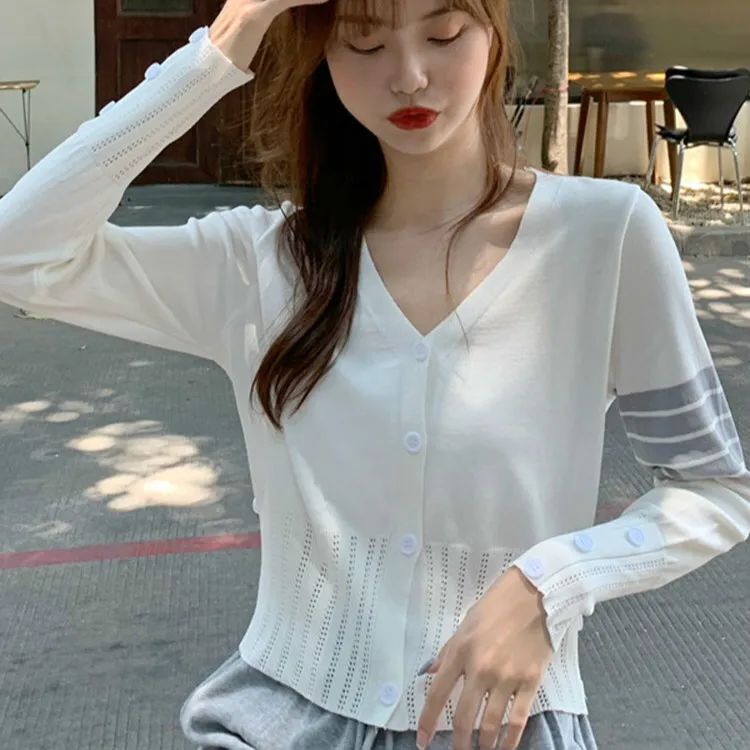 

Fashion Contrast Color V-neck Long Sleeve Short Top Women Loose Striped Knitted Cardigan Outerwear