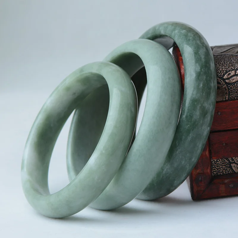 Нефритовый браслет из натурального нефрита женский подарок с плавающими цветами