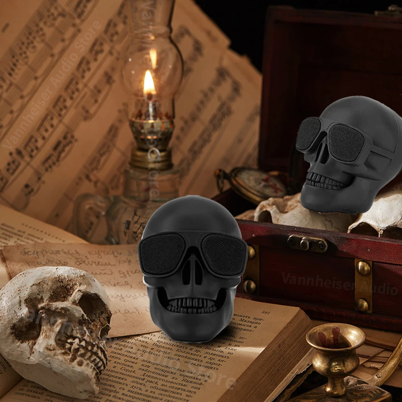 

Creative Skull Head Portable Mini Wireless Bluetooth Speaker Design Bass Stereo Outdoor Skull Speaker Music TF Card Player Gift
