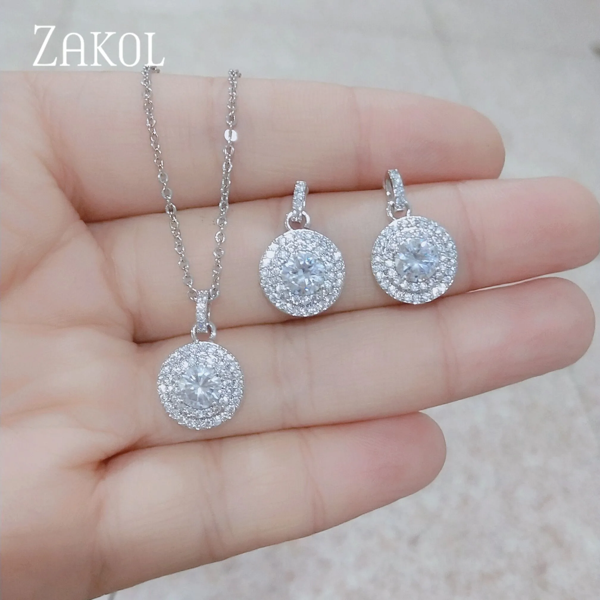 Комплект из колье и серёг с фианитом FSSP3030 | Украшения аксессуары