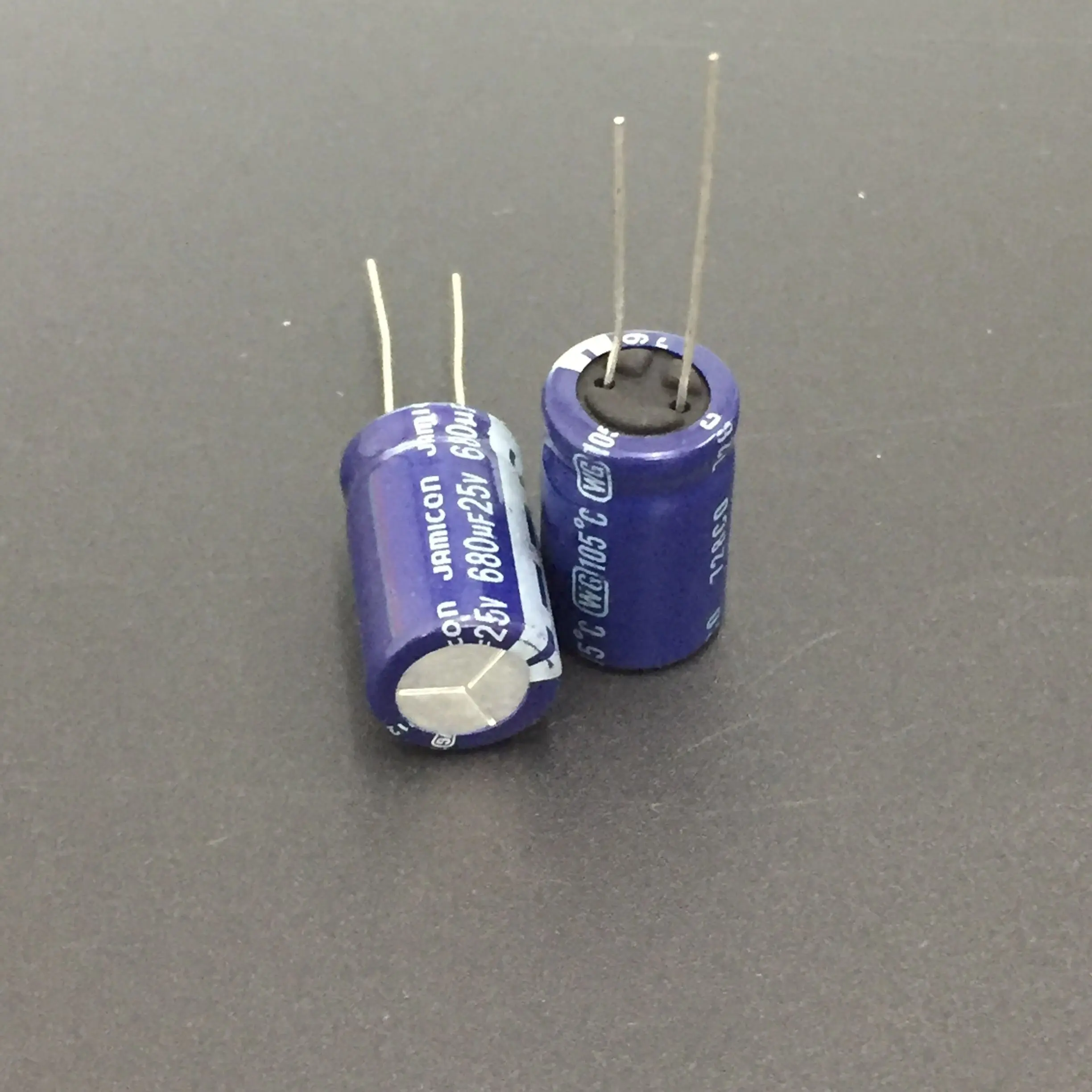 5 шт./50 шт. 680uF 25В JAMICON WG серия 12 5x20 мм низкий ESR долгий срок службы 25V680uF алюминиевый