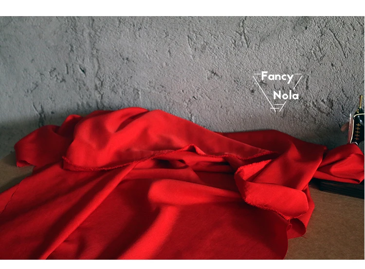 Классическая матовая ткань чистого Красного цвета толстое полиэфирное саржевое