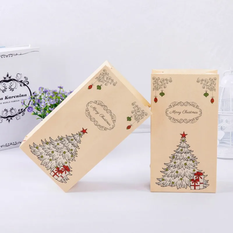 

30PCS/lot Christmas Kraft Paper Bags Christmas Tree Elk Sweet Candy Cookie Packaging Box