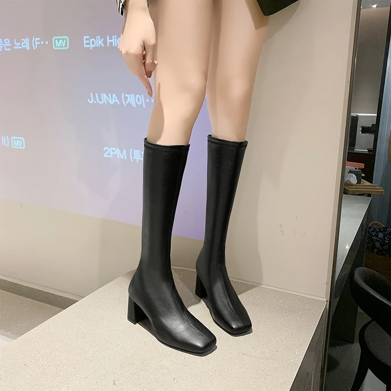 

2021 Yellow Green White Black White Women Knee High BootsPU Leather Pointed Toe Ladies Long Boots Short Plush Women Winter Boots