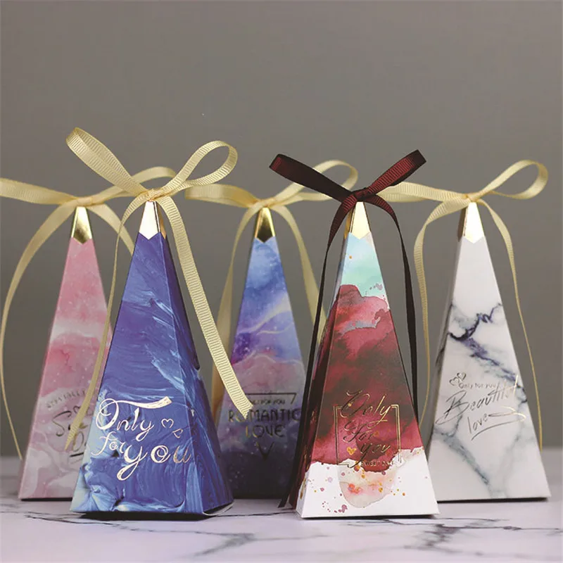 

20/30/100pcs Pink Marbling Gift Boxes Wedding Souvenirs For Guests Only For You Printed Triangle Cube Sweets Dragees Box
