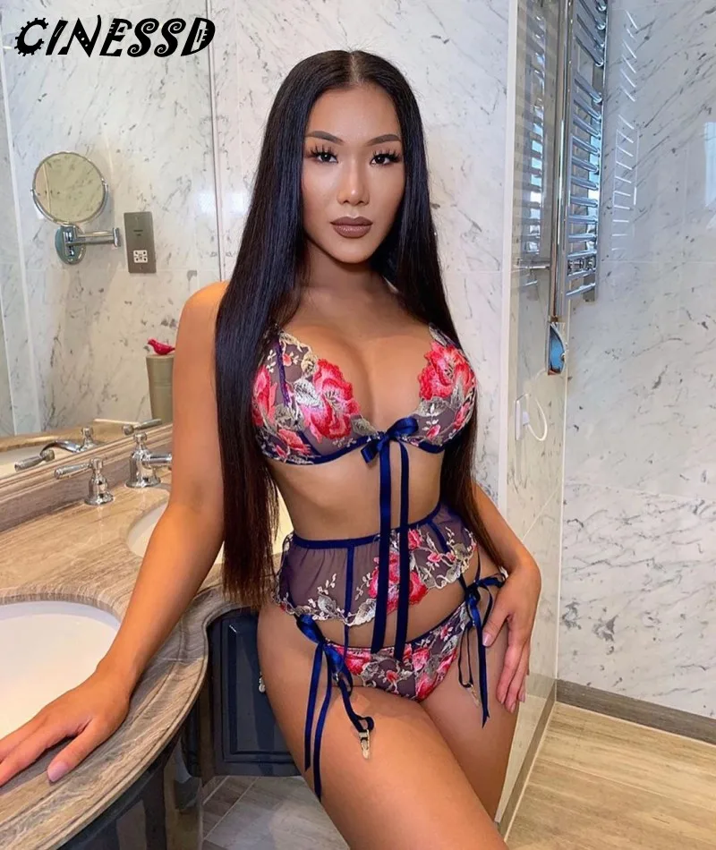 

Комплект эротического нижнего белья с вышивкой, майка, стринги, бюстгальтер, трусики, дышащая порно одежда, сексуальное белье для женщин