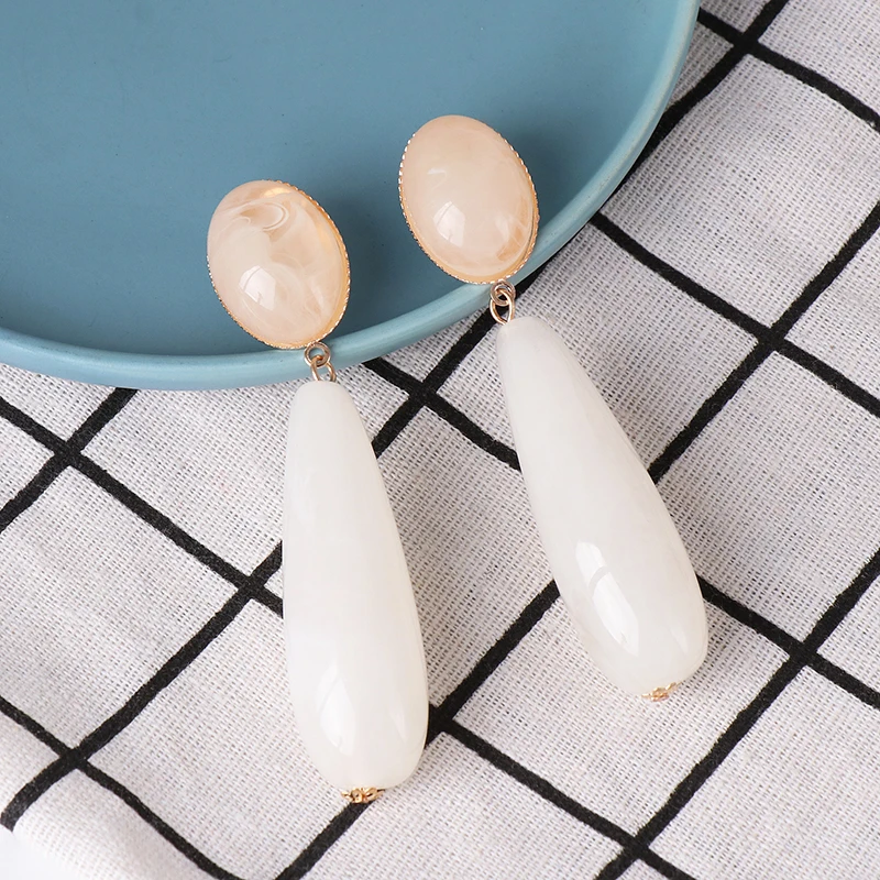 

Wholesale JUJIA New Design Resin Stone Earrings Retro Bohemian Ethnic Statement Water Drop Earrings Female Jewelry