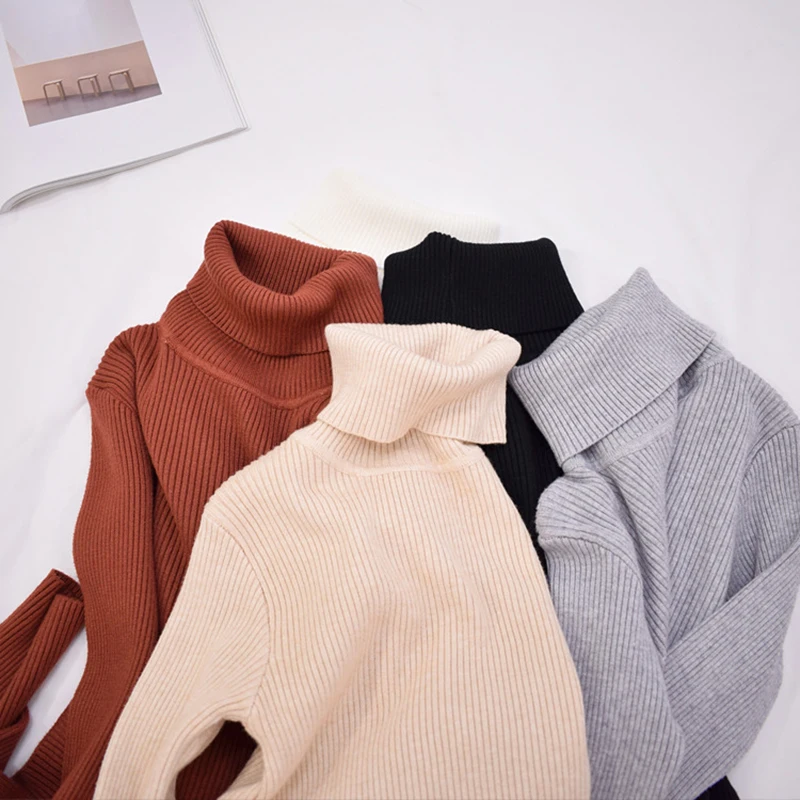 Женский трикотажный пуловер теплый эластичный мягкий с высоким воротником