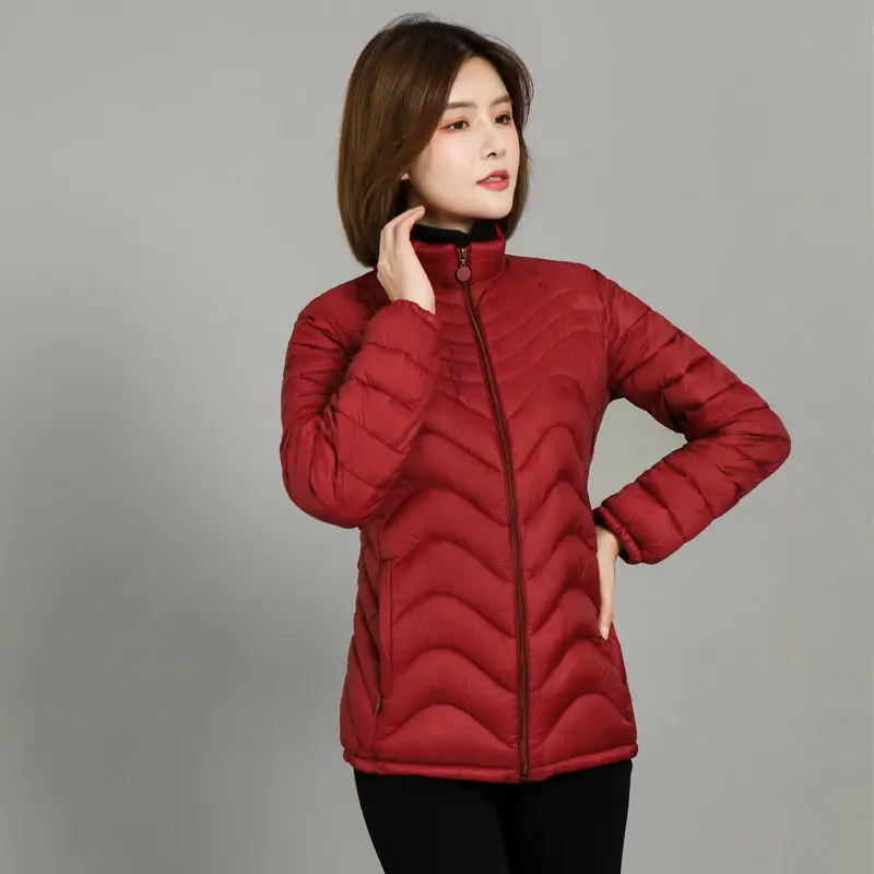 

Winter short cotton padded clothes women's 2020 new fashion thickened down cotton padded clothes mother's small cotton padded
