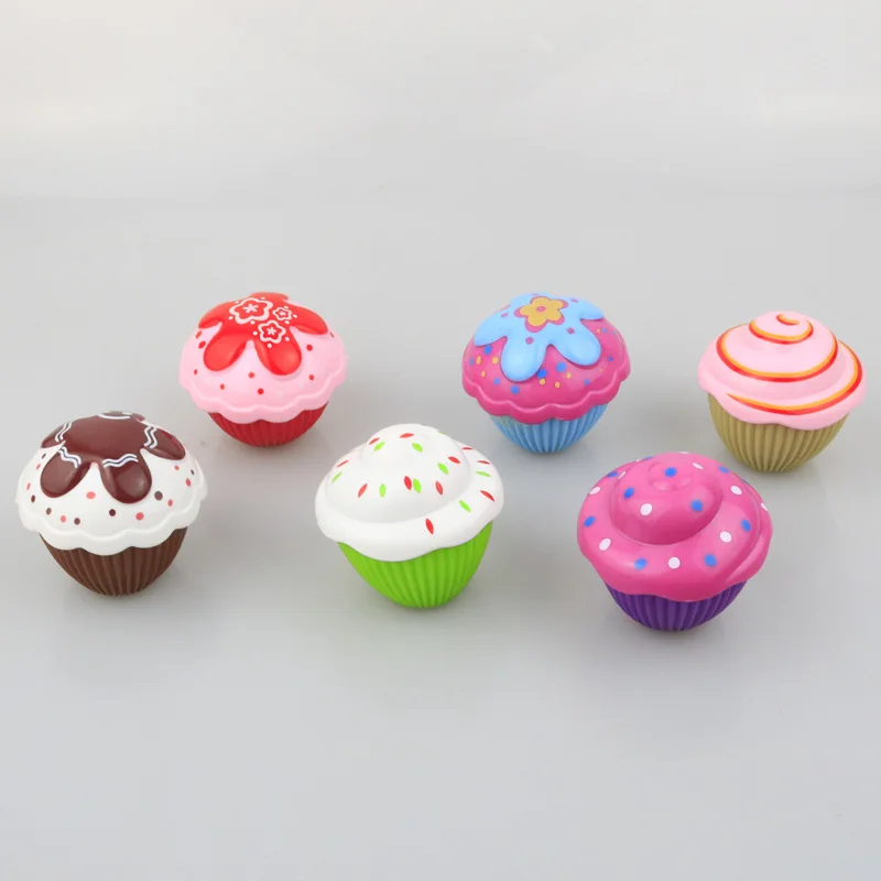 1 шт. случайные миниатюрные прелестные куклы кексы с сюрпризом