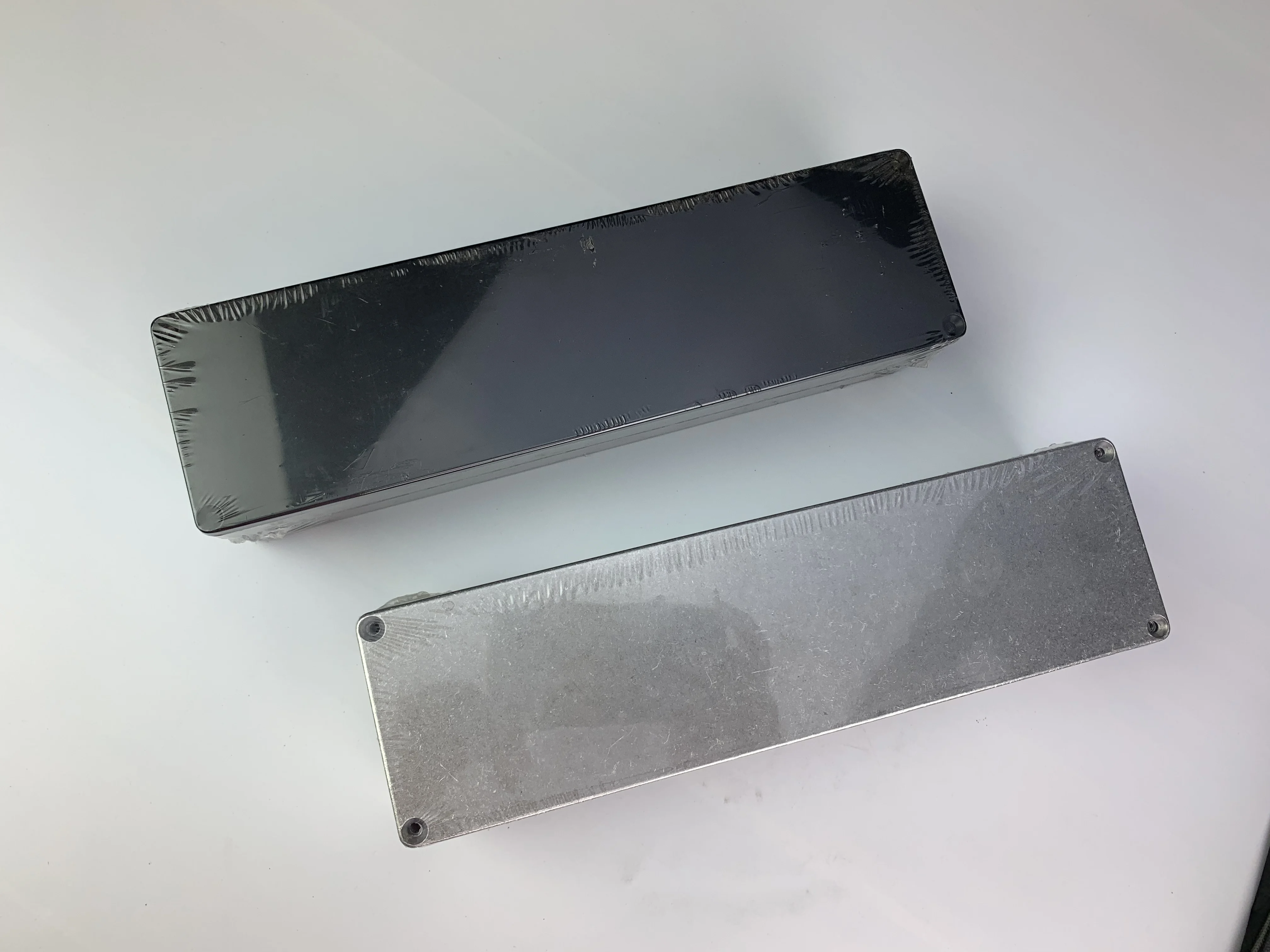 1 шт. серебристый/белый/черный алюминиевый корпус чехол 1032L 254*71*52 5 мм|Соединители|