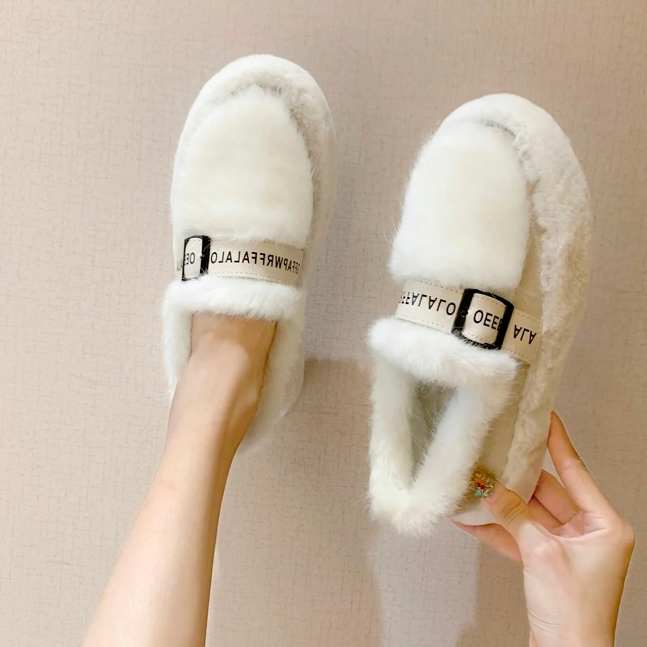 

2021 new female belt buckle plus velvet warm round toe casual fashion flat cotton shoes snow boots Zapatillas Mujer
