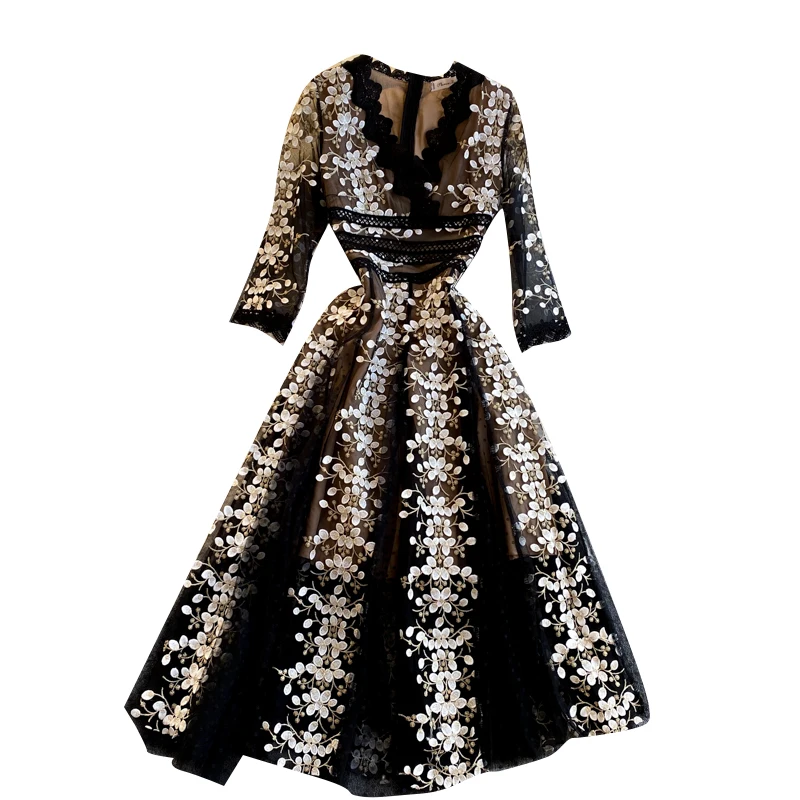 

Retro Embroidery Floral Dress Women Korean Elegant A-line boho Dresses 2021 Spring Fashion Streetwear Long Dress