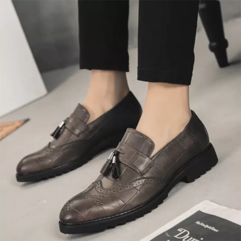 

New Arrivals Men's High-quality Pu Artificial Leather Casual and Comfortable Retro Classic Zapatos Soulier Men's Shoes HC580