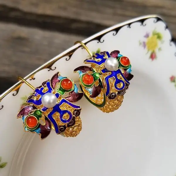 

Ancient Style Palace Museum S925 Silver Gilding Burnt Blue Filigree Inlaid Pearl Red Agate Colorful Birthday Extension Large Ear