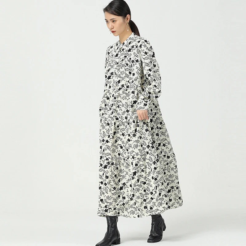 

[EAM] Women Black blue Big Size Printing Dress New Stand Collar Long Sleeve Loose Fit Fashion Tide Spring autumn 2021 1DD5917