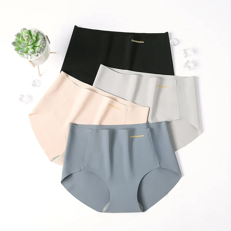 

Women Underwear Crotch Medium Waist Ice Silk Traceless Graphene Antibacterial Large Size Sexy Breathable Thin Triangle Shorts