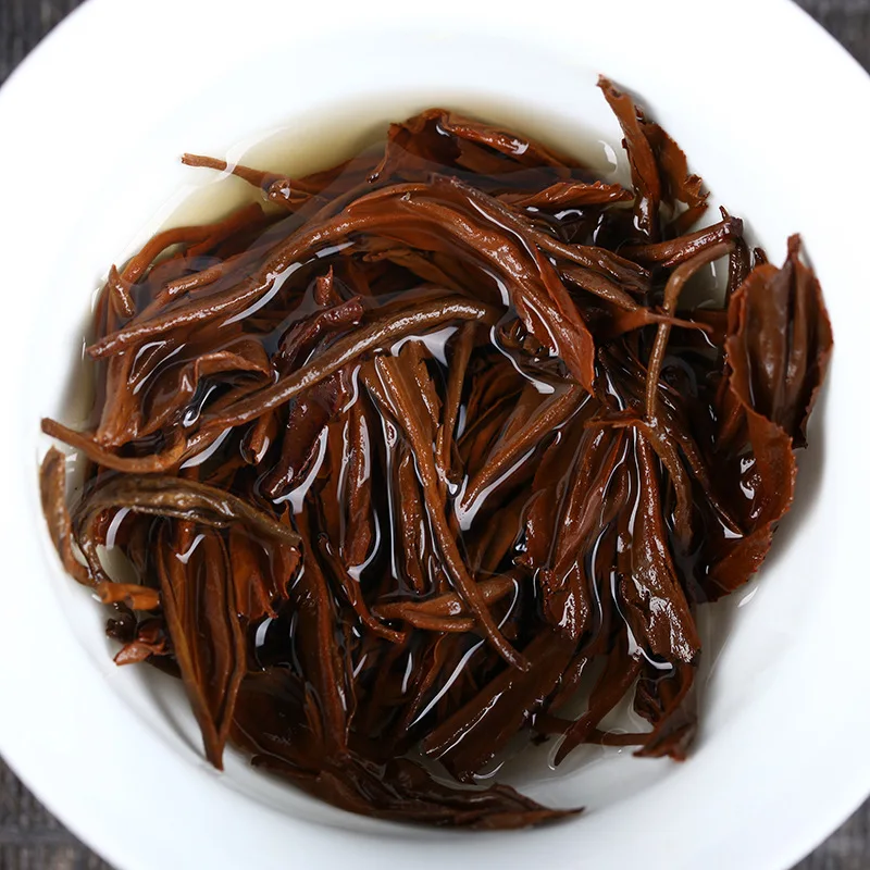 

Yunnan blush 2018 classic 58 raw materials high quality pine needles one bud and one leaf loose tea DCMY
