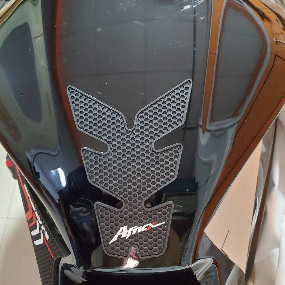 

Motorcycle Pad Protector Sticker Decal Gas Knee Grip Tank Traction Pad Side 3M For YAMAHA YZF R15 YZF-R15