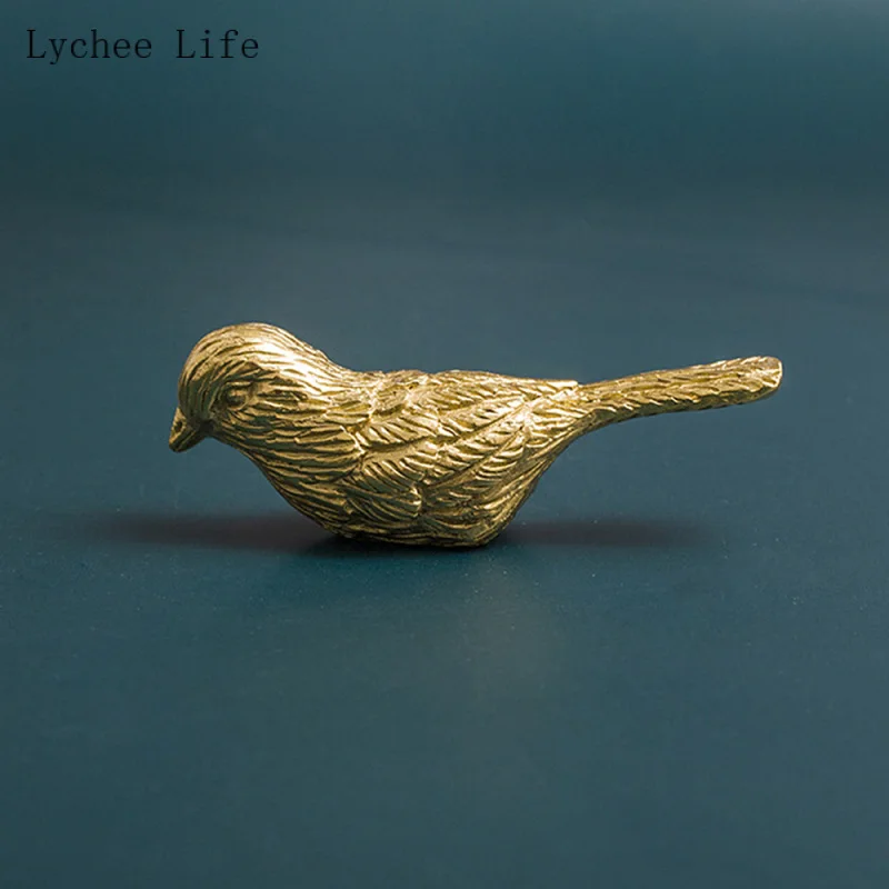 

Золотые латунные ручки Lychee Life, перьевые ручки для дверей шкафов в форме маленькой птицы, ручки для ящиков, украшение мебели ручной работы