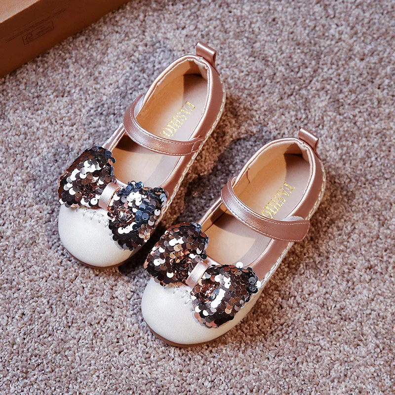 

Кожаные туфли для маленьких девочек, туфли принцессы с бантом и блестками, Новинка весна-осень 2021, детские туфли на плоской подошве для танц...