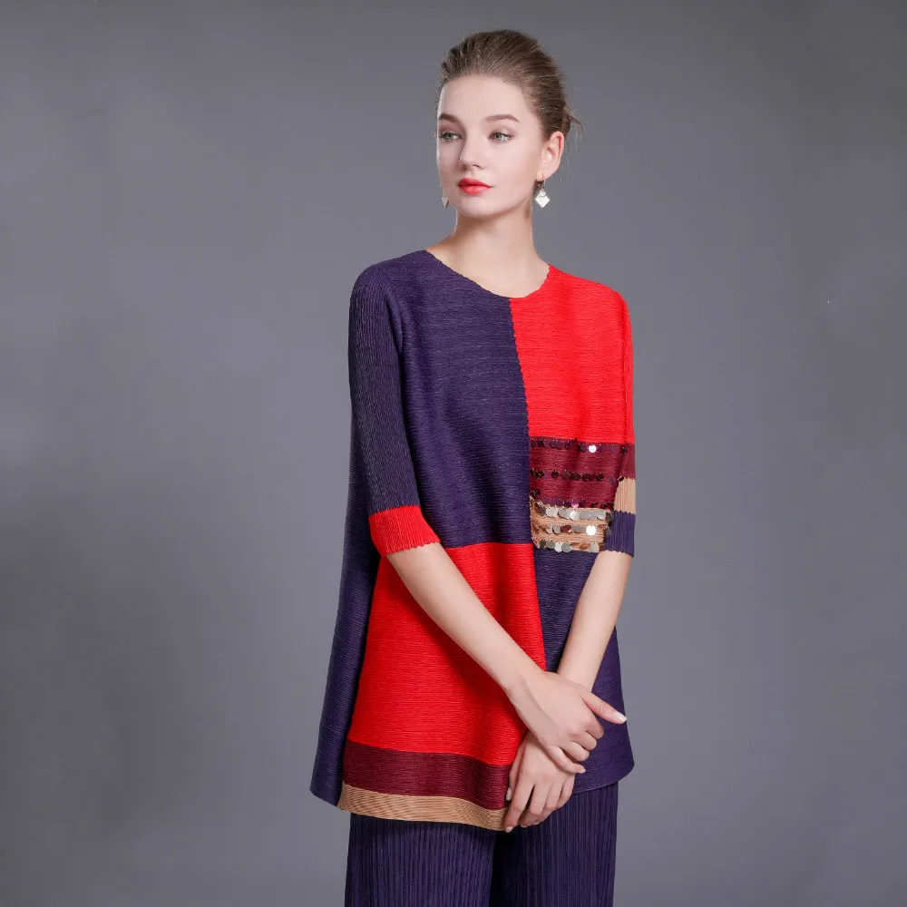

Women T Shirts Spring Fashion Color Patchwork Round Neck Half Sleeves Loose Stretch Miyake Pleated Tee Tops