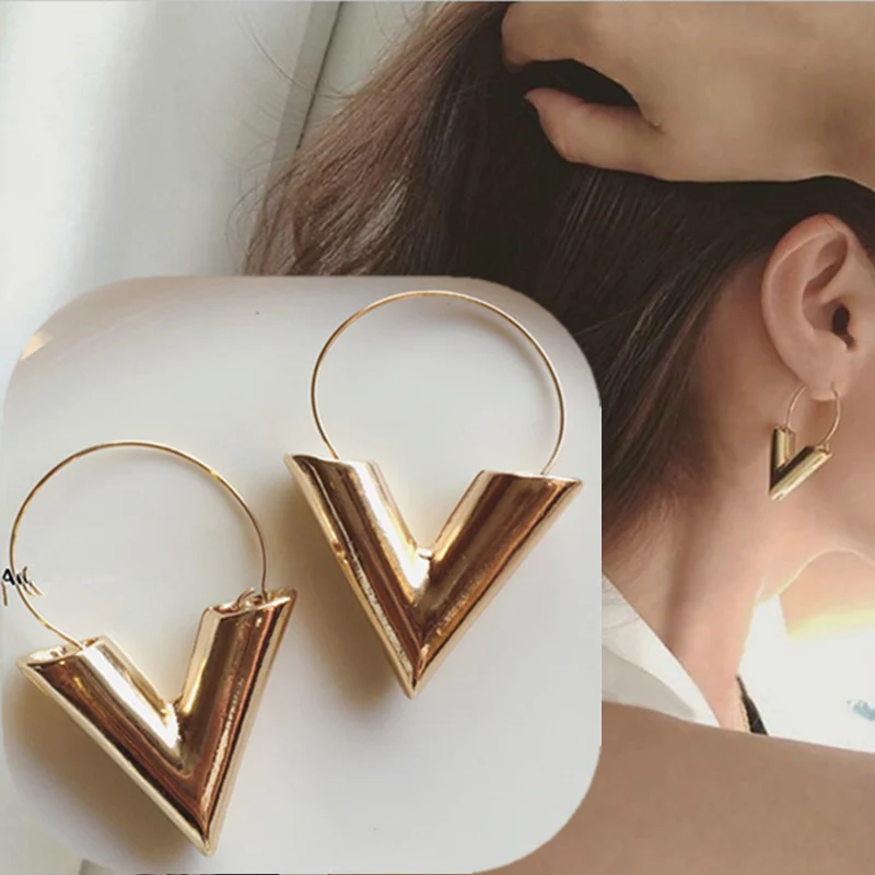 

New Hottest Women's Fashion Earrings Brincos Oorbellen Bijoux Simple Metal Texture Letter V Drop Earrings For Women Jewelry