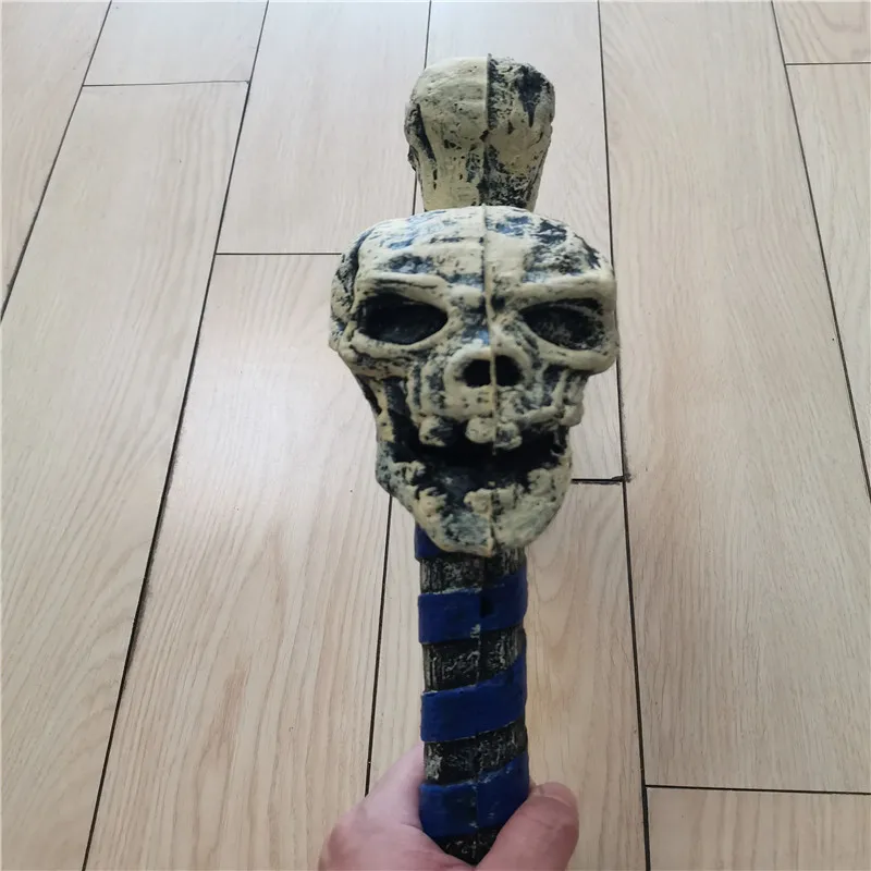 Косплей Синий Череп Телефон Хэллоуин ролевая игра в кино Аниме топор модель PU