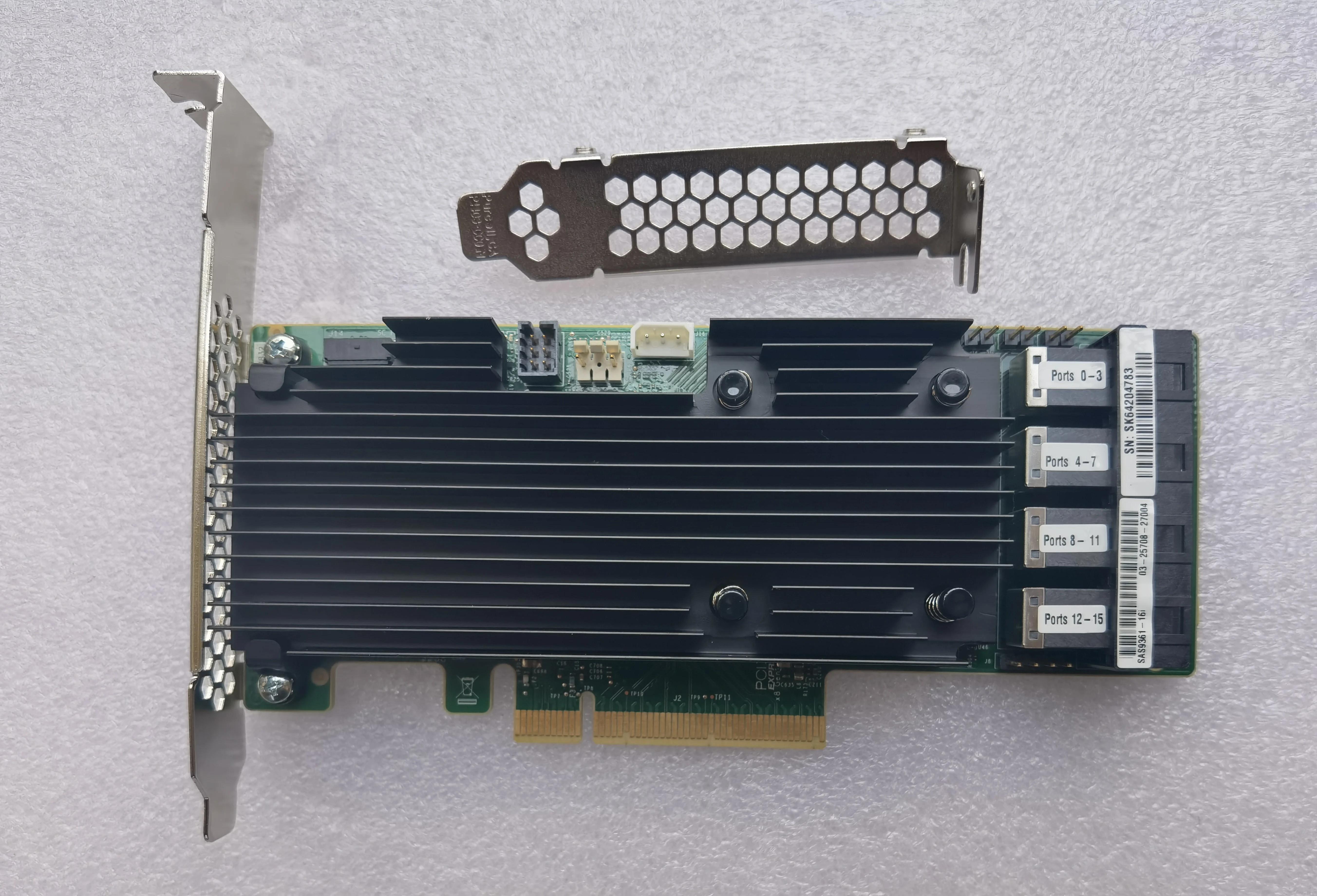 Günstig LSI Megaraid SAS 9361-16i SATA / SAS 2GB Controller RAID 12G PCIe X8 3,0 16port