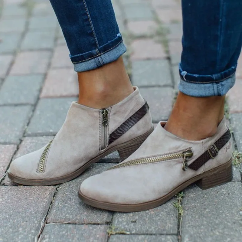 

Women Autumn Shoes Fashion Casual Ankle Boots Retro Round Toe Low Heel Buckle Zipper Short Boots Female Leather Shoes Plus Size