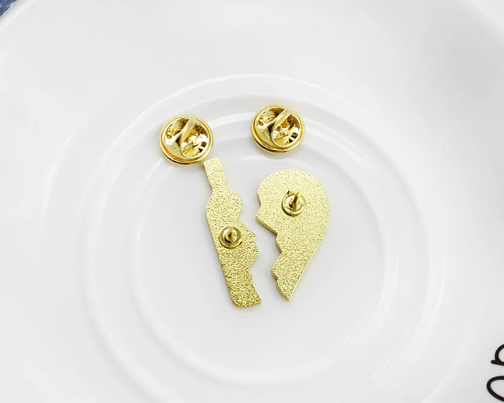 2pcs/set Broken Heart Wine Bottle Pin Metal Brooch Pins DIY Sweater Denim Jacket Badge Gift Jewelry for Women Girl Couple - купить по