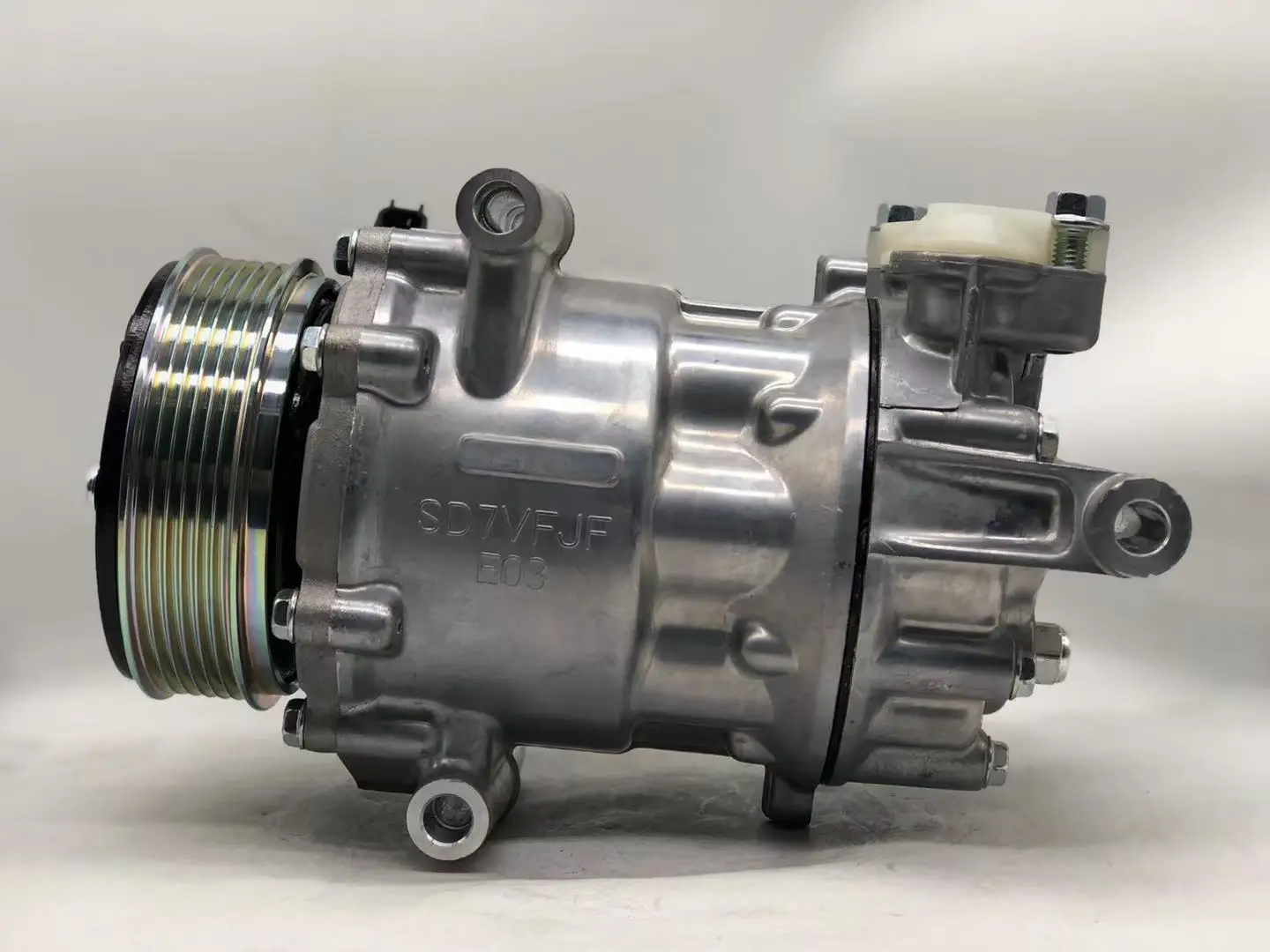 

7C11-19D629-AA 8FK 351 334-401 Sanden SD7V16 1845F 1832F автоматический компрессор переменного тока для Ford Transit Mk6 / CITRORN реле/PEUGEOT Boxer