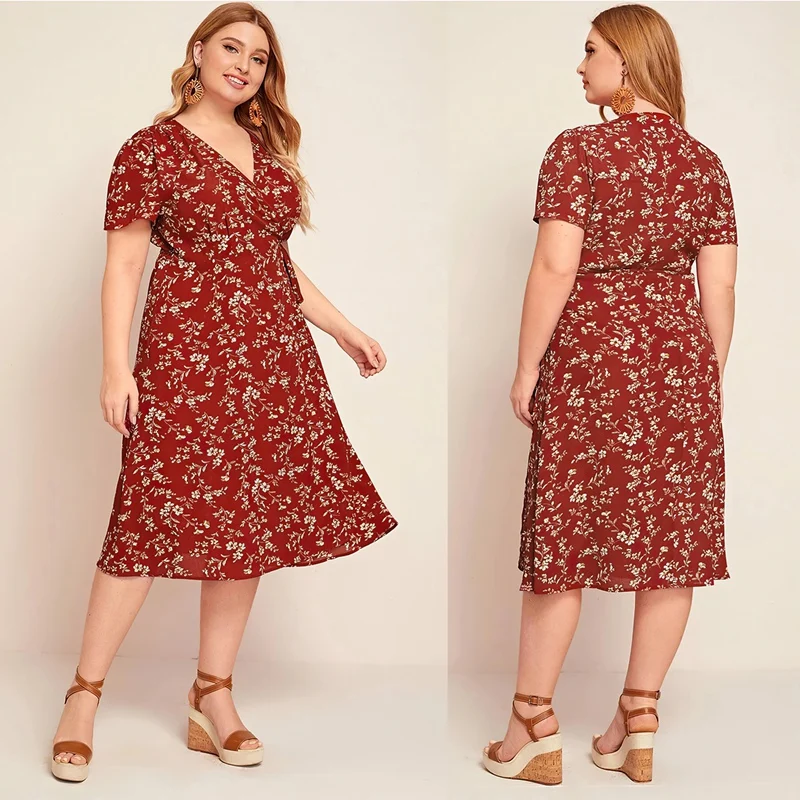 Женское длинное платье с запахом поясом и цветочным принтом размера плюс летнее