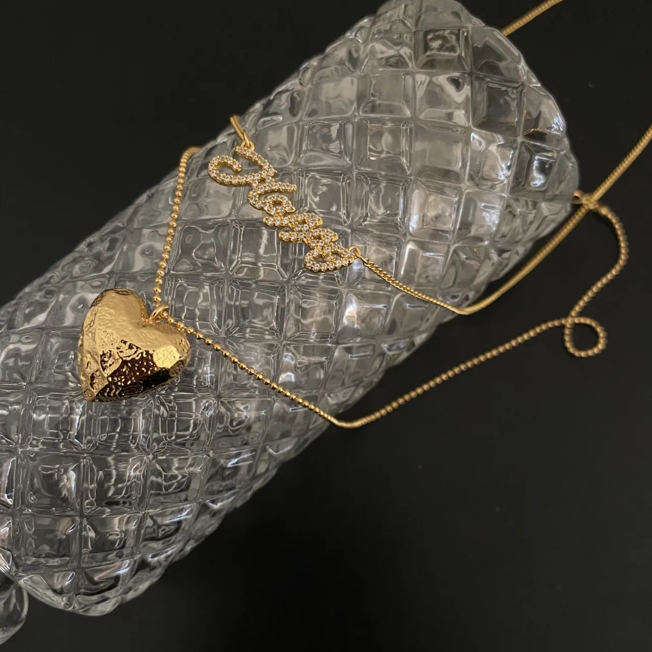 

Korea dongdamen simple peach heart letter chain necklace ins style design sense entity Necklace