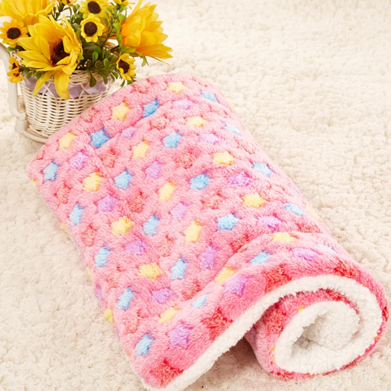 Удобное одеяло для собак и кошек теплое толстое бархатное из кораллового бархата