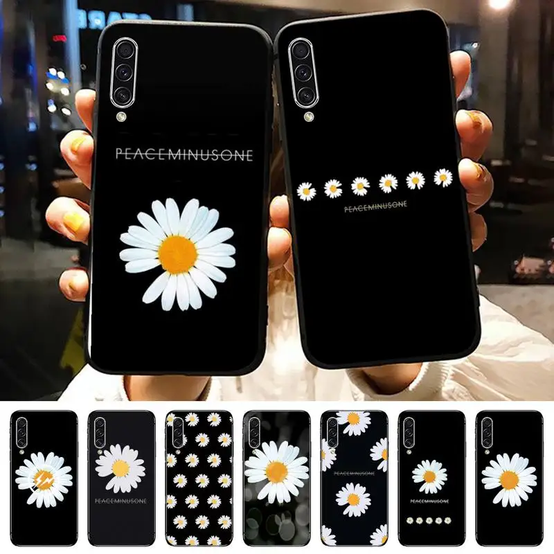 

Black White Flowers Daisy Phone Case For Samsung galaxy A S note 10 12 20 32 40 50 51 52 70 71 72 21 fe s ultra plus