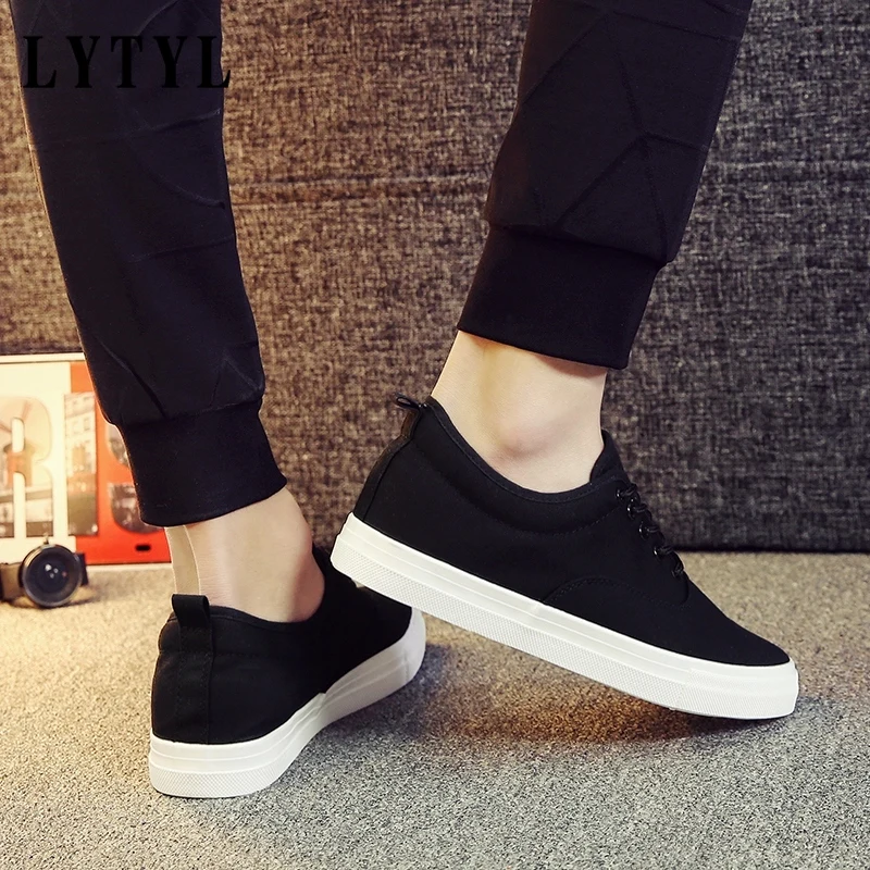 

Men Shoes Lace-Up Classic Canvas Style Breathable Fashion Sneakers Men's Vulcanized Shoes B20-236